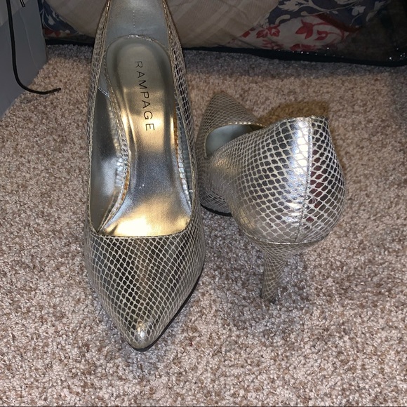 Rampage silver heels - Picture 2 of 2